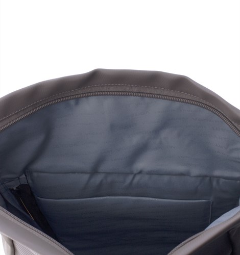 2422706_interior.jpg