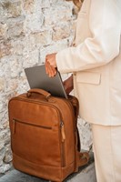 The Chesterfield Brand Jamaica Waxed Pull Up Rugzak - Cognac-3